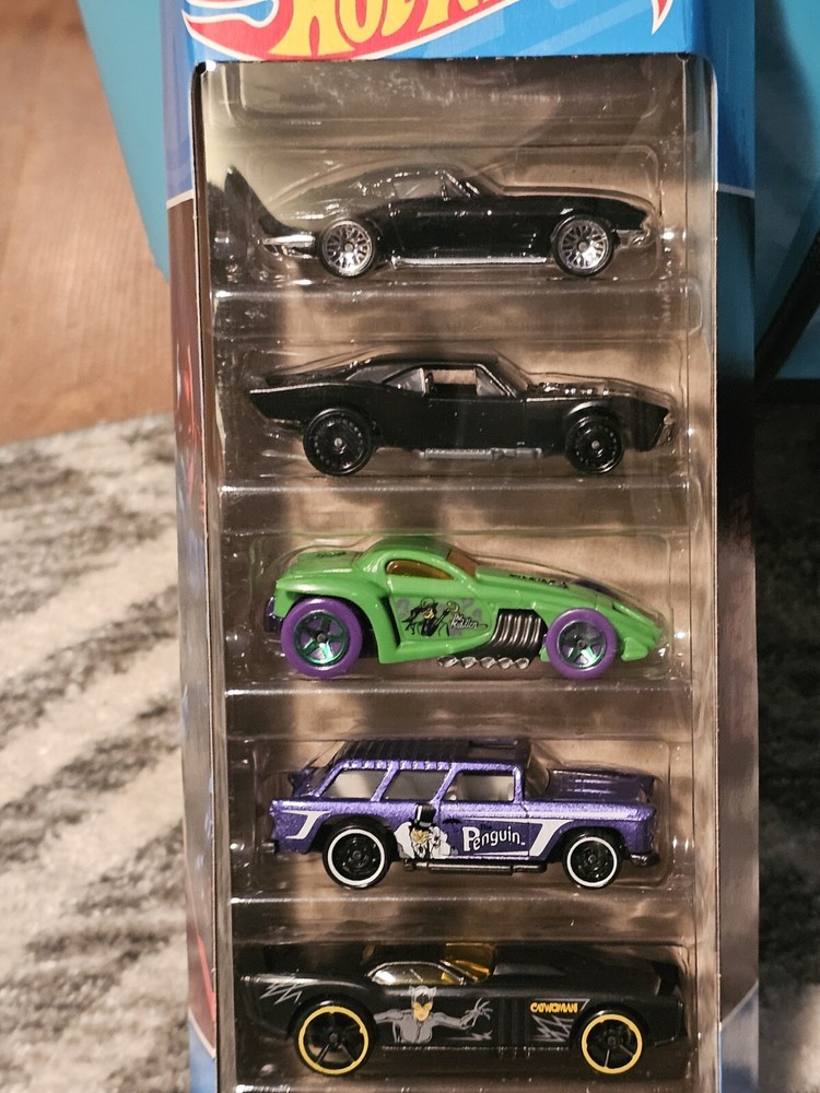 Hot Wheels 2022 The Batman Movie 5 Pack