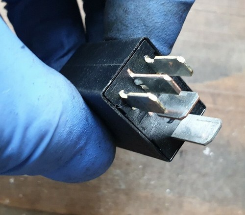 Реле 6g9t 14b192 ba