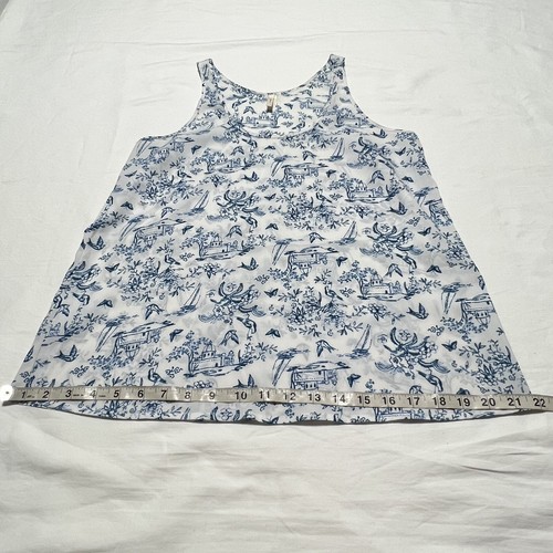 Frenchi Women’s Size M White w/Floral Birds Sleeveless Summer Blouse - Picture 7 of 15