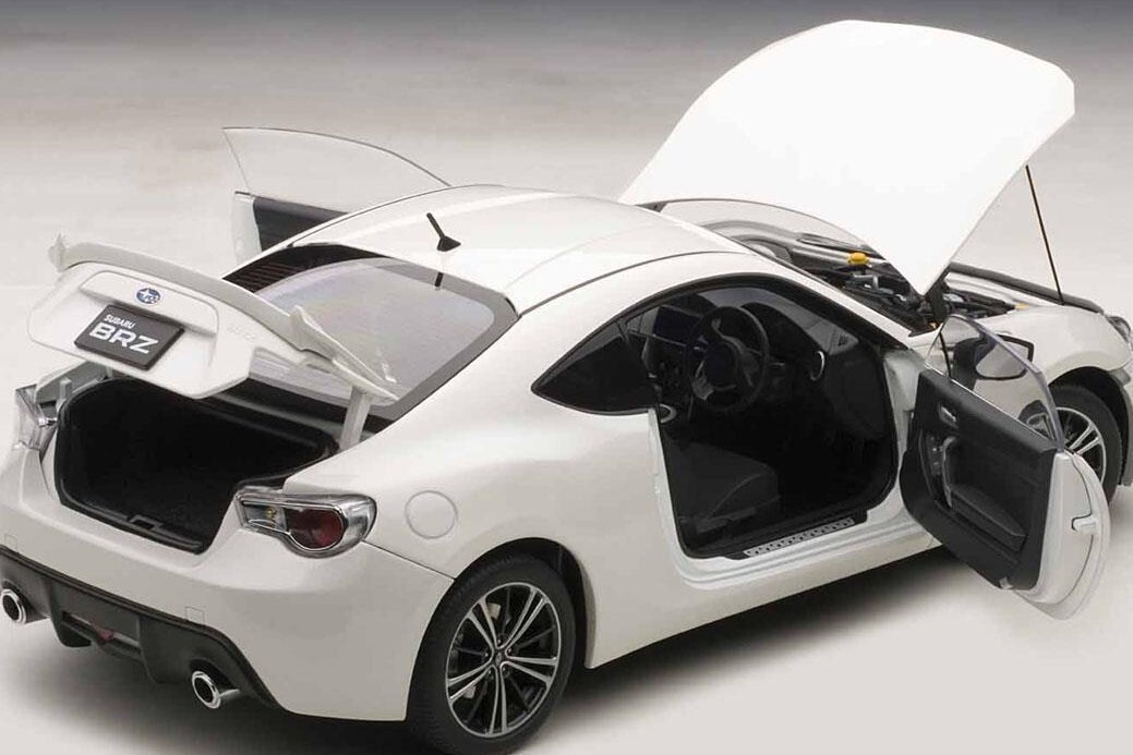 AUTOart 1/18 スバル BRZ 1/18 AUTOart Subaru BRZ BR-Z (White) Diecast Car Model