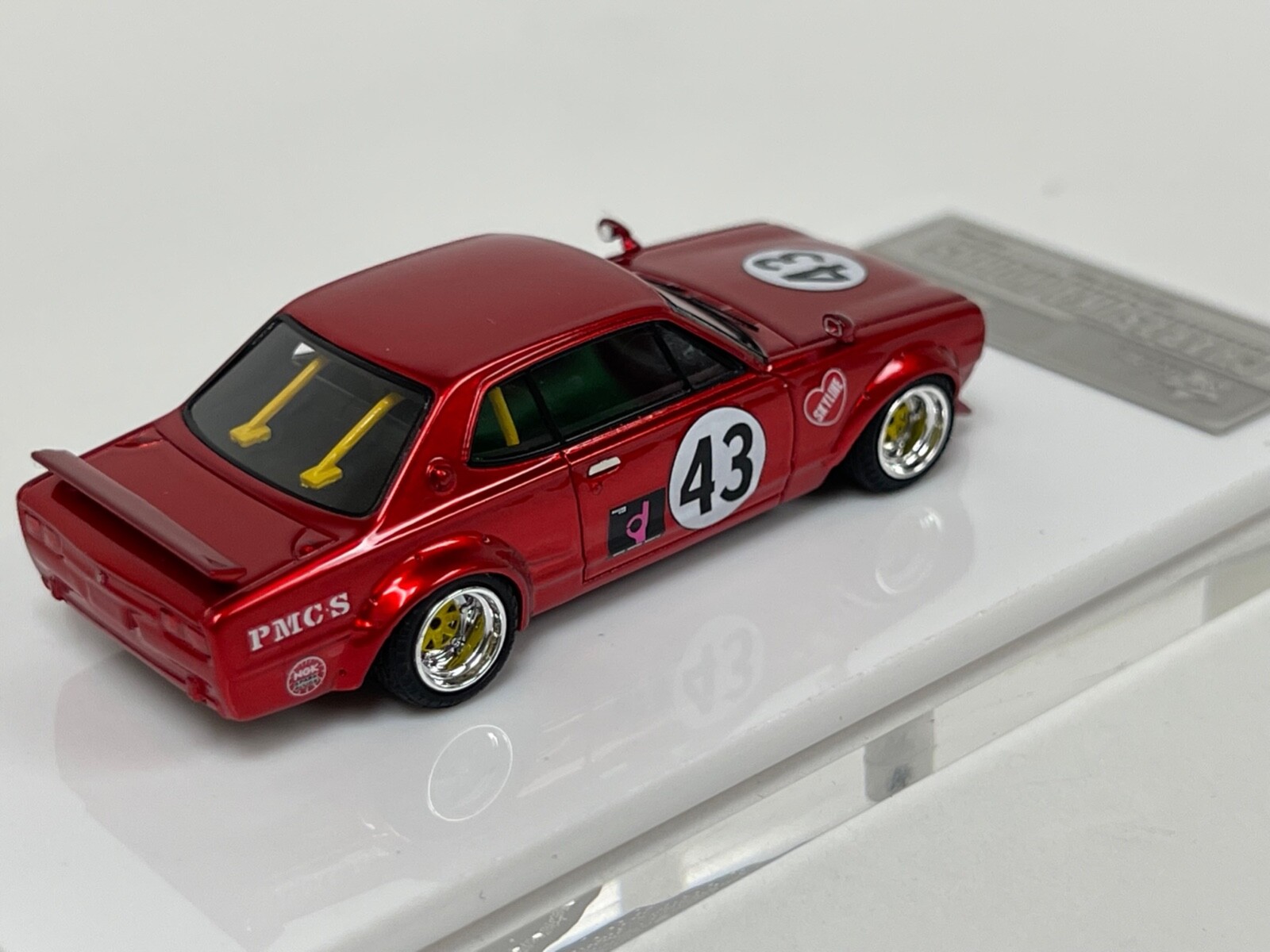 LBWK SKYLINE GT-R CHARASUKA 1/64 ミニカー