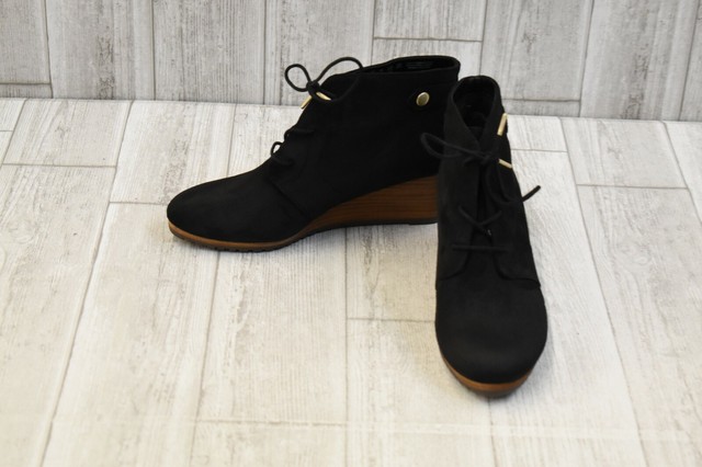 dr scholls conquer wedge bootie