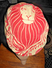 VINTAGE CREAM AND RED (LION MGM) LOGO CABBIE CAP FLAG NR — photo 2