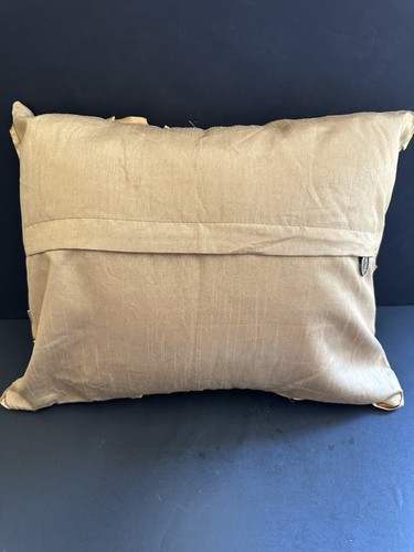 Pier 1 Import Pair Throw Pillows Gold Ruffle Ribbon Circles 3D Decor 15x12 Zip - Picture 10 of 24