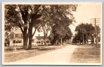 Post Card - Main Street, Broadway, Lynnfield, Massachusetts