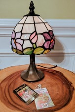 Dale Tiffany Stained Glass Floral Wildflower Table Lamp 11"