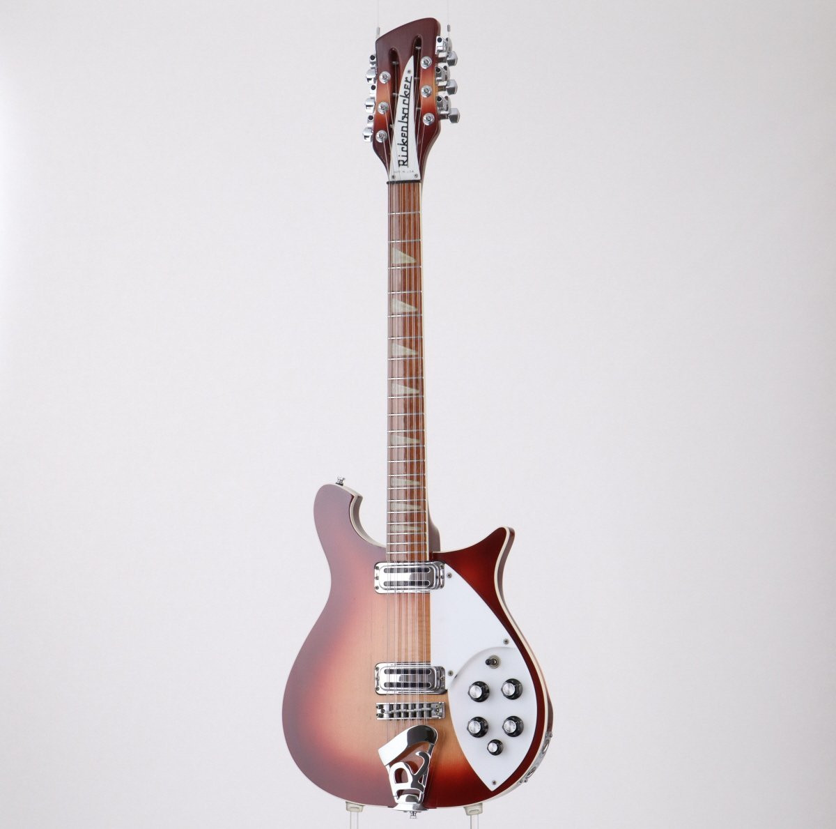 2020年製Rickenbacker 620ハードケース鍵付きストラップピン 2020年製Rickenbacker 620ハードケース鍵付きストラップピン