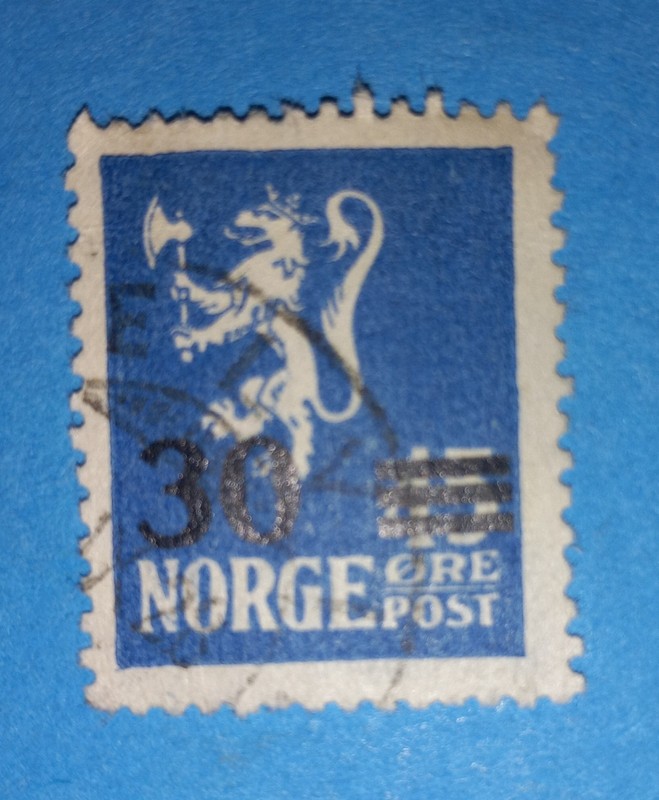 + 1927 Norway Norge Surcharge 30o on 45o #130 Skandinavian Crown Axe Lion used