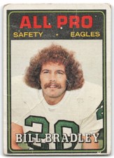 1974 Topps #143 Bill Bradley AP Philadelphia Eagles ** Creased **3AR