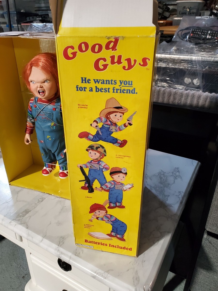 NECA Chucky Child's Play 2 Good Guys Doll WITH ACCESSORIES | eBay