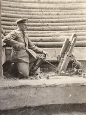 Foto Soldat Granatwerfer Minenwerfer Technik Ausrüstung F11