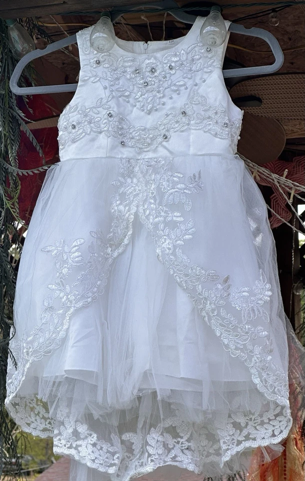 Two Flower Girl Dresses Size 4T - Image 2 of 2