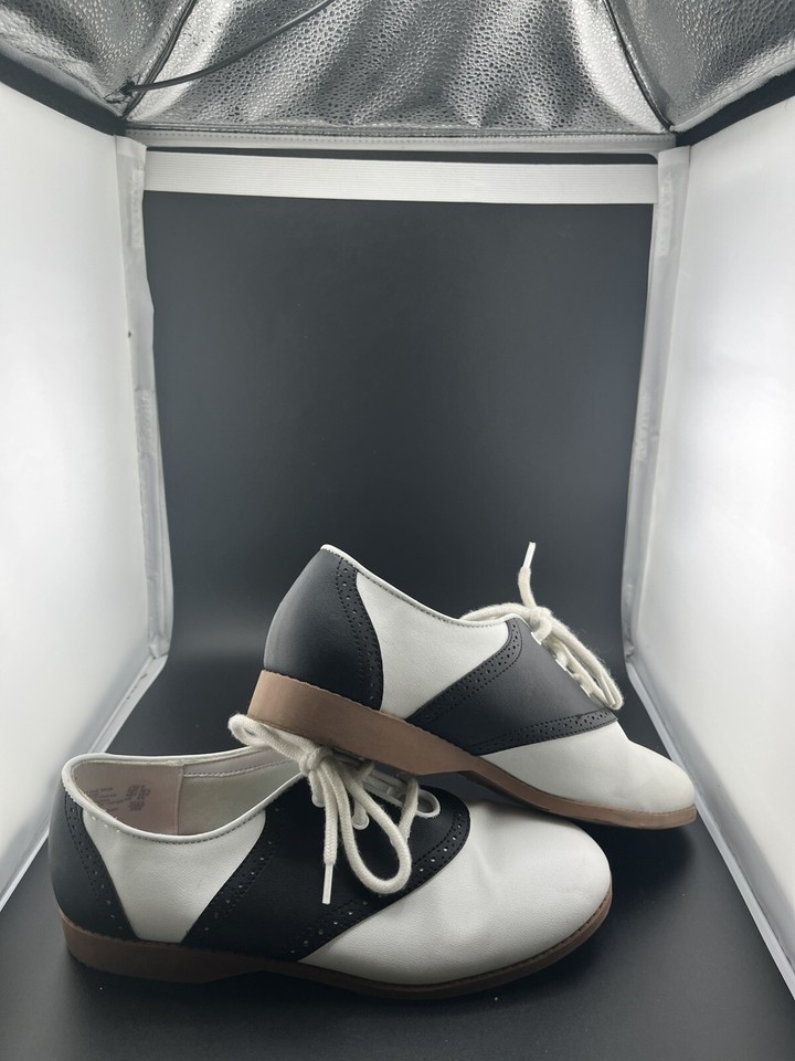Used Smart Fit Girl Size 6 Black & White Saddle Shoes eBay