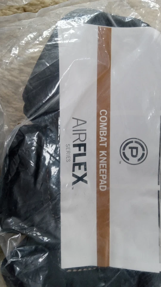 Juego de rodilleras de combate Crye Precision AirFlex caqui negro PAD-KC3-01-000 NUEVO EN CAJA - Imagen 3 de 4