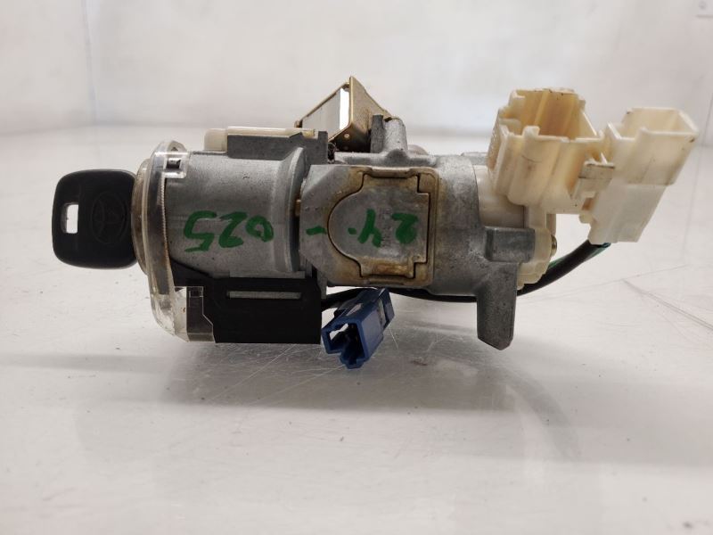 Toyota Rav 4, Ignition Switch + Key Complete Assy, 2004, 69057