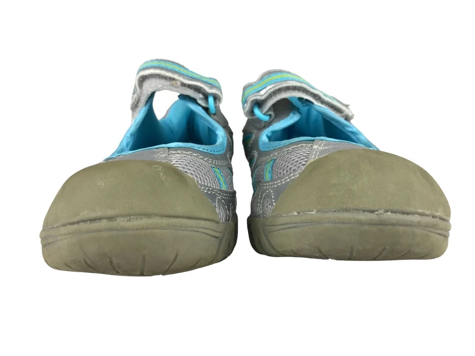 Zapatos informales Mary Jane Xhilaration para niñas Aqua punta redonda talla EE. UU. 3 Foto 3 de 4