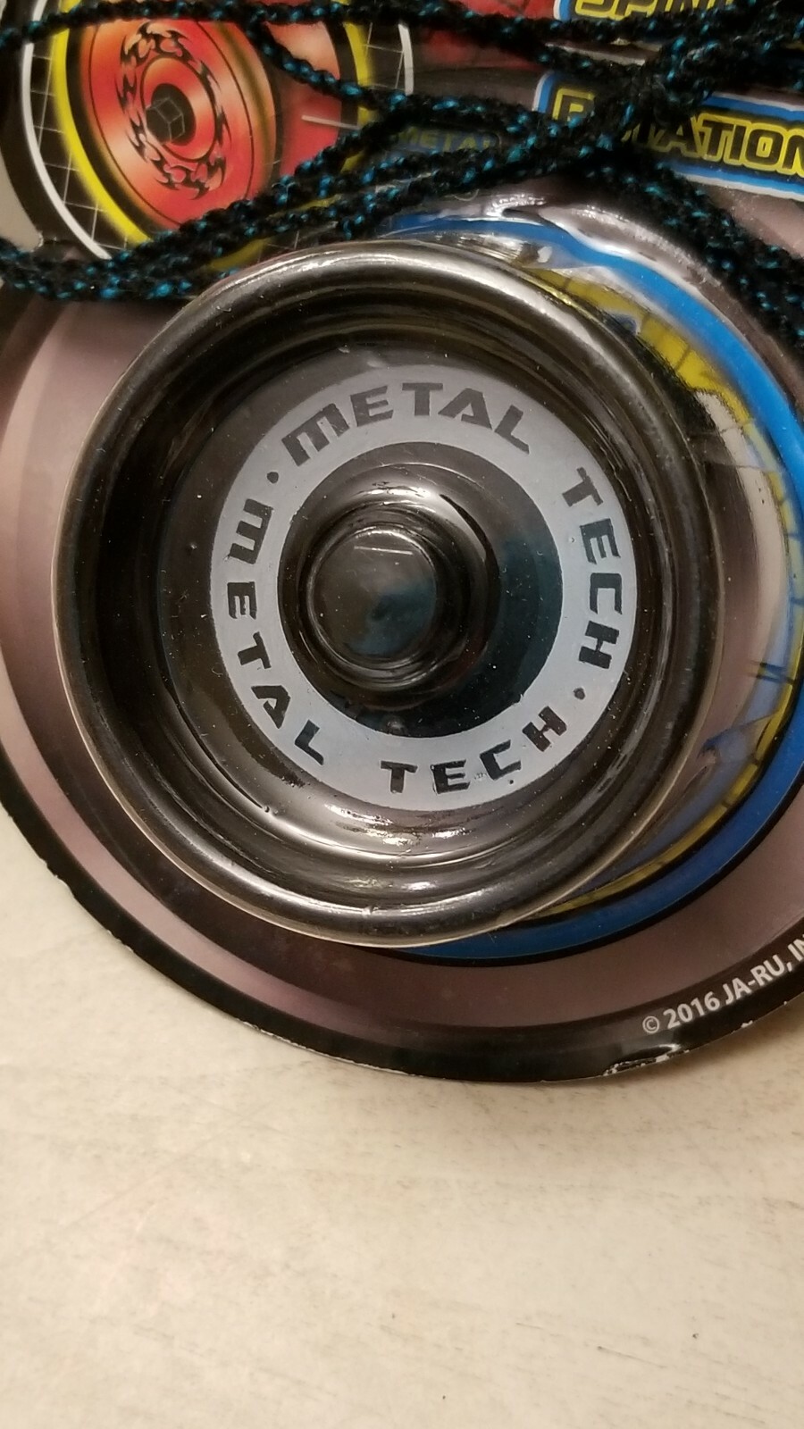 metal tech yoyo