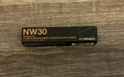 Mac Studio Fix 24-Hour Smooth Wear Concealer NW30 (7mL / 0.24 Oz)