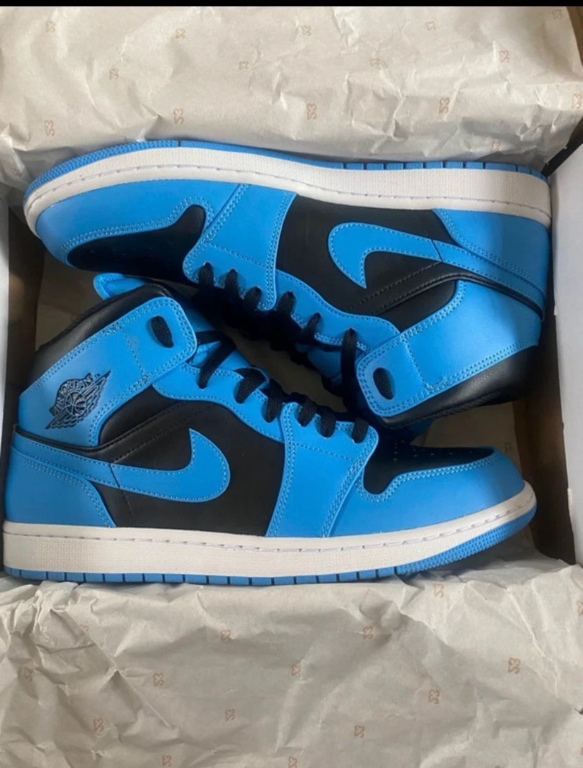 Jordan 1 Mid University Blu Nero Nuovo!