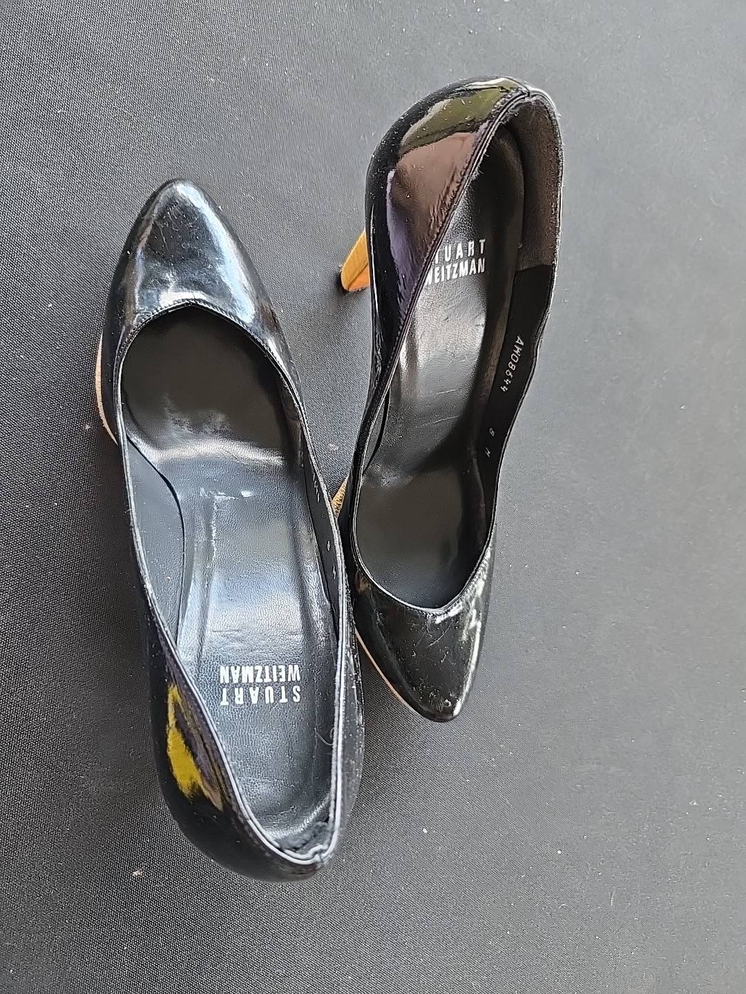 Stuart Weitzman Black Patent Leather Pump Size 8M AW08544