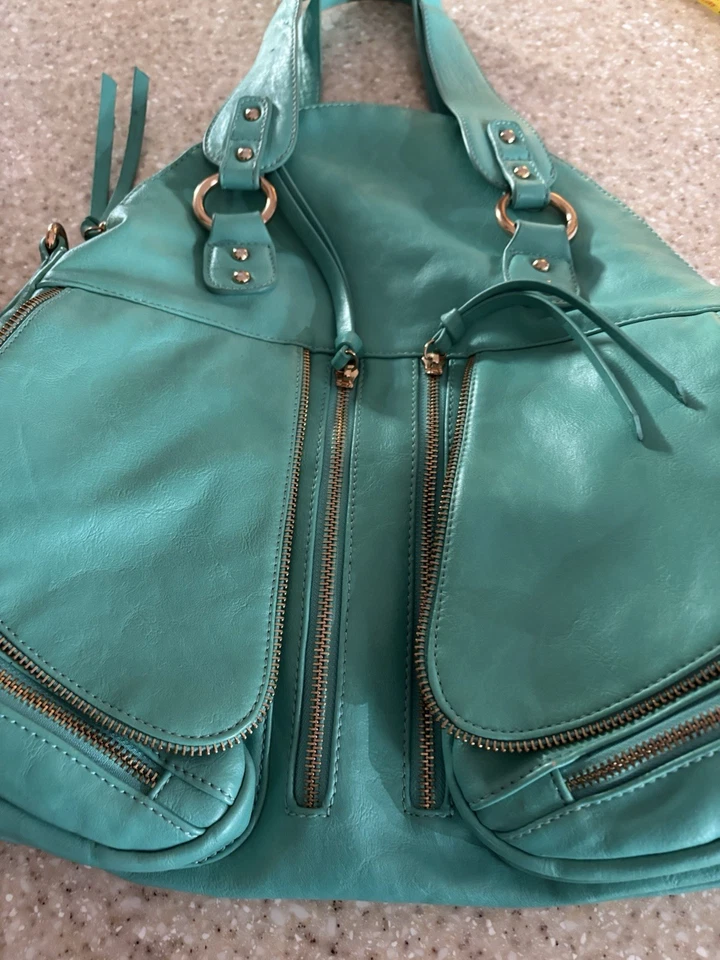 Bolso Hobo Urban Expressions Verde Grande Cuero Vegano Azul Forro Paisley Foto 4 de 4