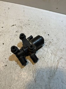 BMW 5 E60 E61 2006 Heizungsventil Wasserventil 6920226 Benzin 125kW NAJ12717