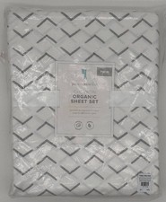 Pottery Barn Kids Chevron Organic TWIN Sheet Set Gray