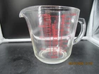 Pyrex 4 Cup (32oz) Measuring Cup #532 D Handle Red Lettering Made in USA Vintage