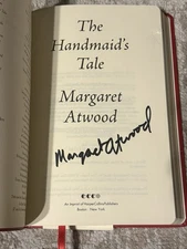 MARGARET ATWOOD SIGNED HANDMAIDS TALE BOOK - LEGENDARY AUTHOR AUTOGRAPHED!