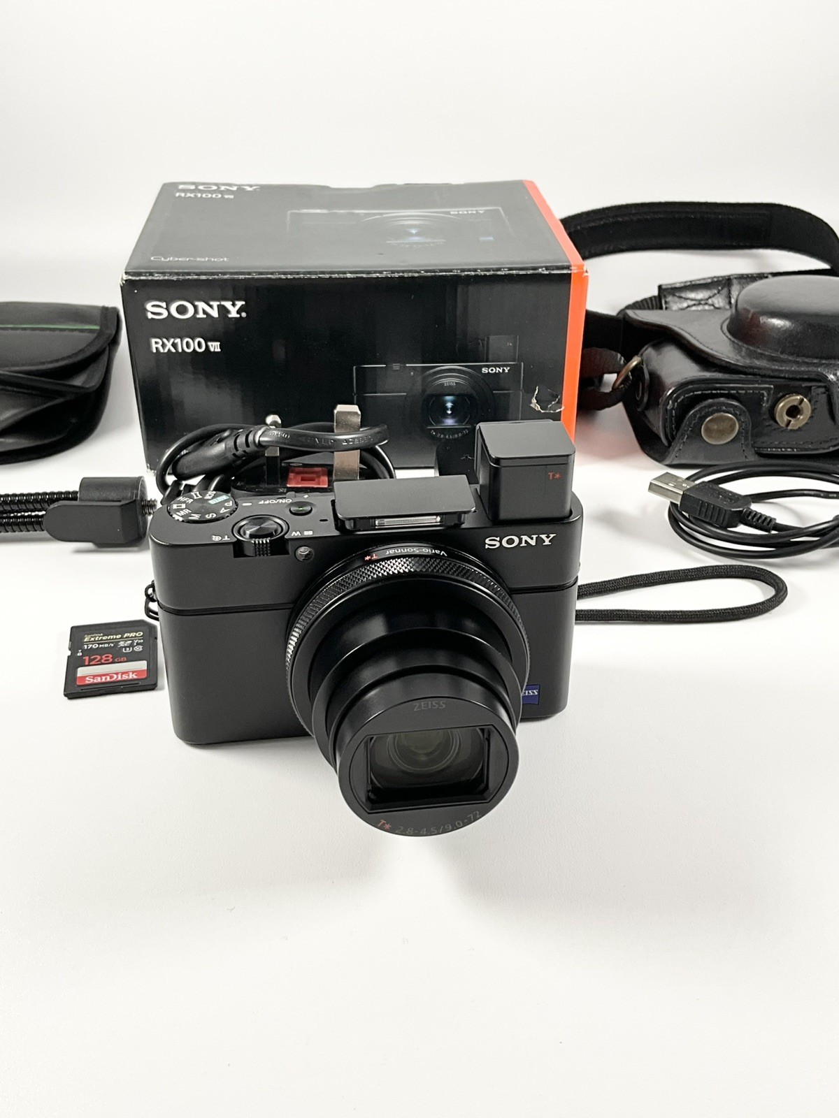 Sony Cyber-shot RX100 VII 20.1MP Compact Digital Camera - Great Condition!