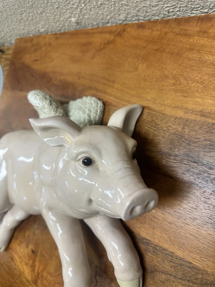 Design Toscano Large Flying Pigs Wall Decor 15” Wide - Image 3 of 4