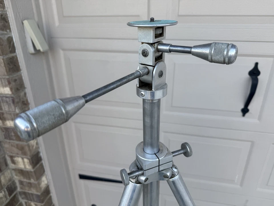 Trípode de aluminio profesional vintage TILTALL #4602 DE C.M. MARCHIONI USA Foto 3 de 4