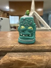 Grossery Gang Series 1 Barf Room Supplies Teal Spotty Zit Cream