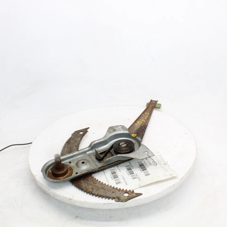 Регулятор окна двери 2000 Mazda B2500 FR номер детали - 125-01767R - Изображение 4 из 4