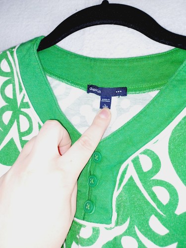 GapKids Blouse Girls Large (10) Green/White Floral Cotton V-Neck Short Sleeve - Picture 3 of 8