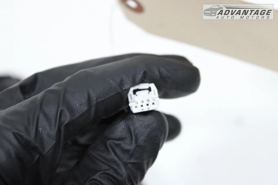 Nissan Máxima 2016-2018 luz trasera izquierda lado del conductor interior luz lámpara OEM Foto 4 de 4