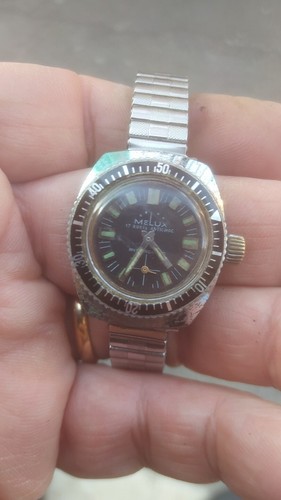 MELUX diver orologio 17 RUBIS ANTICHOC ANTIMAGNETICO VINTAGE