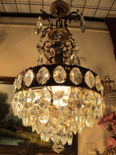 Lampadario antico in cristallo, ottone francese, cristallo stile impero illuminazione anni 40*