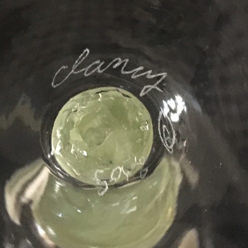 1 Martini Glass Olives Swirl Stem 6.5" Hand Blown - Signed Clancy 2005 - Green - Picture 7 of 10