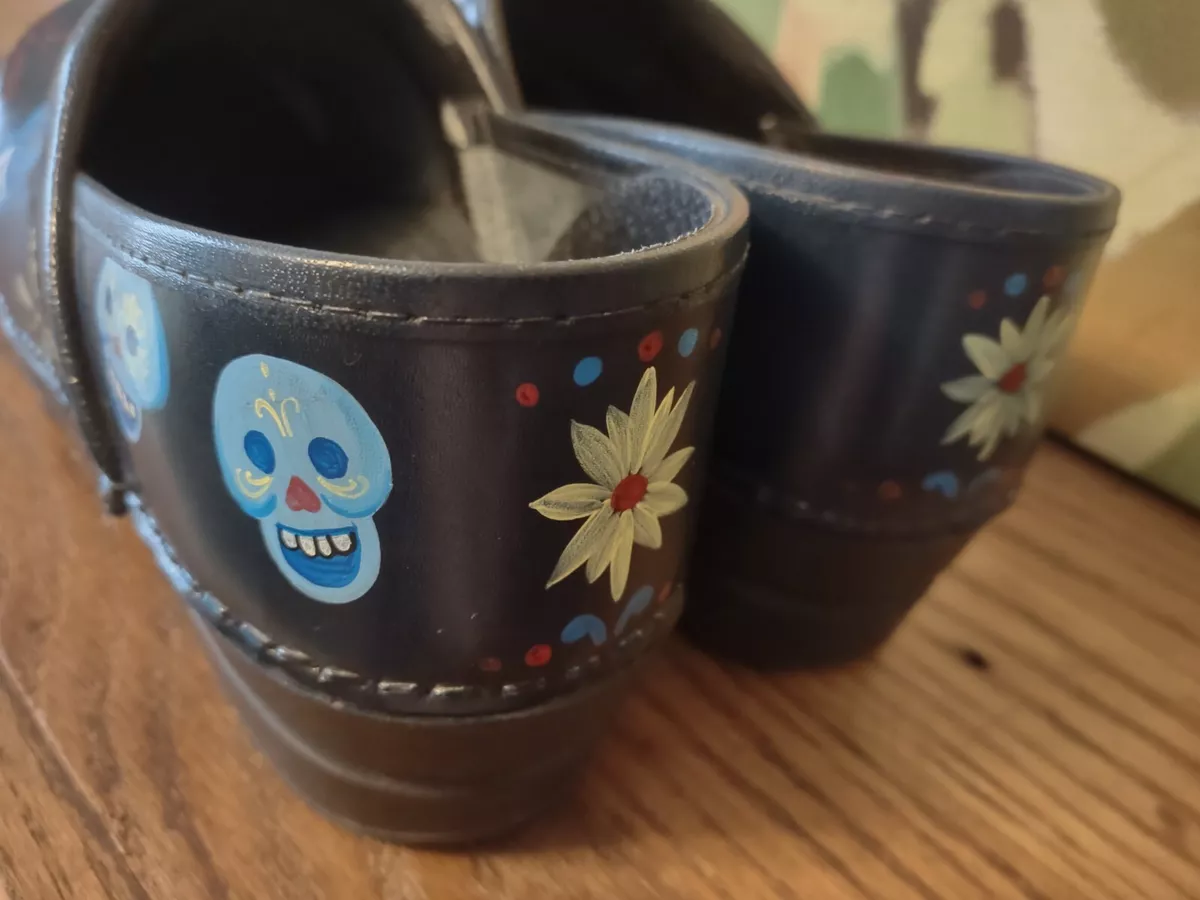 Sanita Clogs Hand Painted Dia de los Muertos Day of the Dead