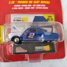 1997 RACING CHAMPIONS STOCK ROD RUSTY WALLACE  2.. ISSUE  35 1 / 64 SCALE NIB