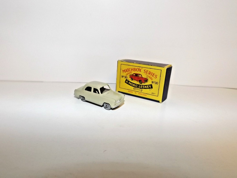 MATCHBOX REGULAR WHEEL NO. 30-A FORD PREFECT GRAY-BROWN BODY, GMW MIB