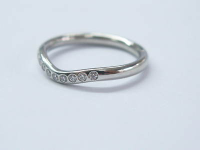 Tiffany & Co Platinum Elsa Peretti Curved Diamond Wedding Band