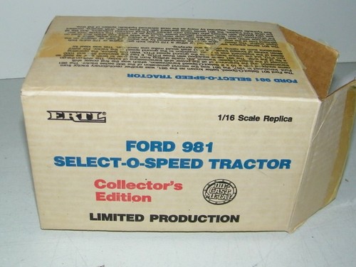1987 ERTL 1/16 Diecast Ford 981 Select-O-Speed Tractor National Farm Toy Show - Picture 9 of 10