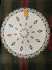 Royal Doulton Art Glass Plate 9.5in Diameter - Frosted White Pattern