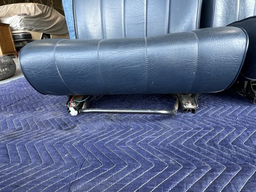 1986-1993 Volvo 240 244 245 Front Seat Pair Heated Blue Vinyl L & R OEM #3644E - Picture 8 of 24