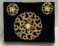 Decorative Golden Pin and Earring Set with Faux Pearls