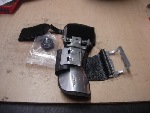 g4 RHS Scorpion 3 - Team Cobra Right Hand SMALL Bowling Wrist Support - Picture 3 of 10