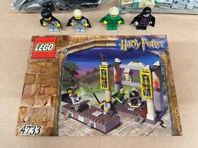 LEGO Harry Potter 4733 The Dueling Club 4 Minifigures 129 Pieces No Box Preowned