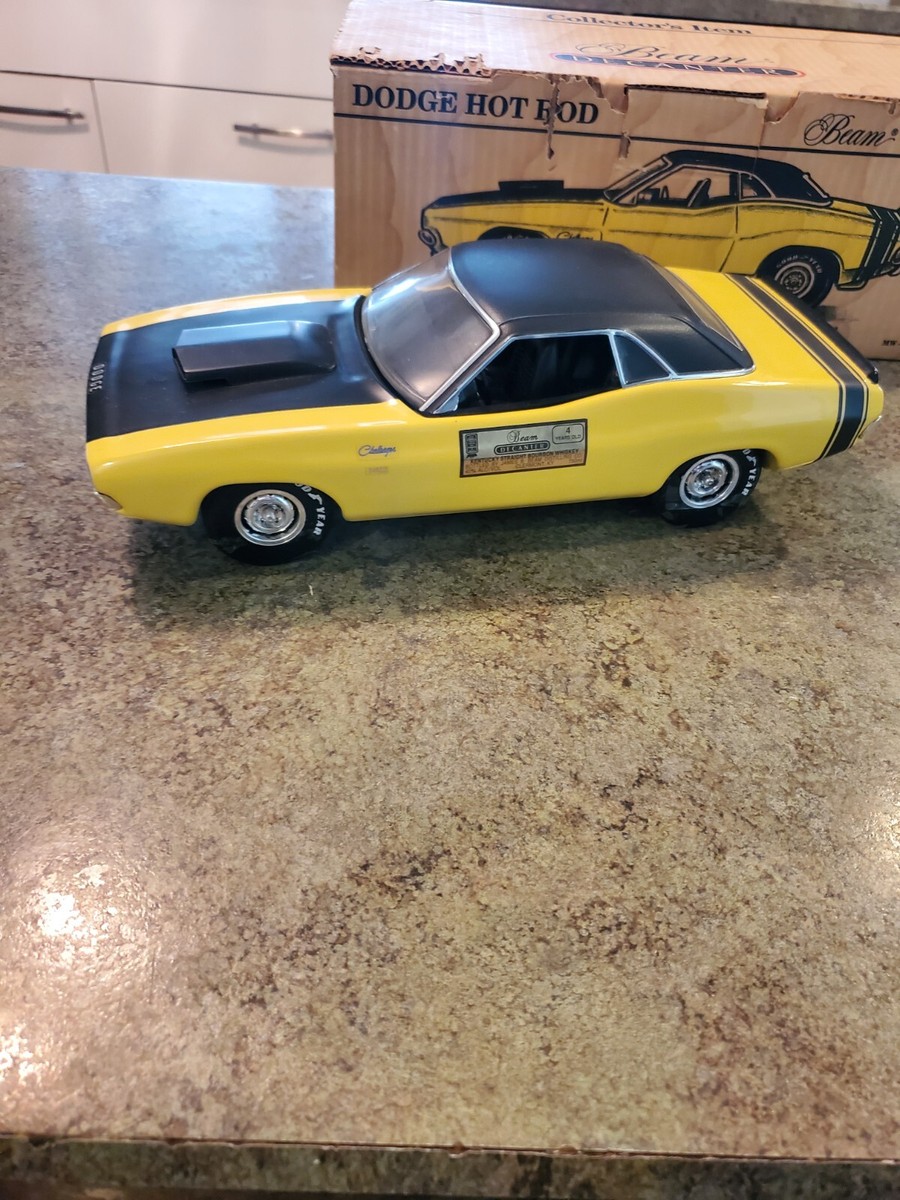 Beam DECANTER ダッヂ　チャレンジャー　モパー　マッスルカー　アメ車 RARE Vintage 1992 Yellow 1970 Dodge Challenger Jim Beam